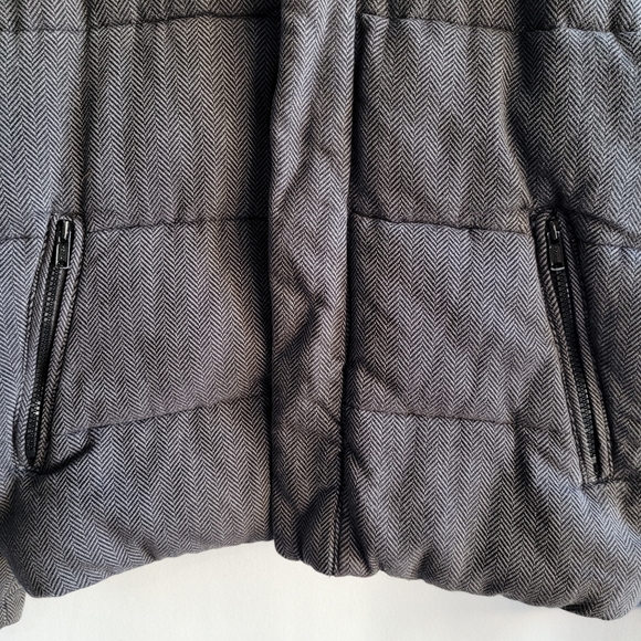 Gap Gray Herringbone Puffer Jacket - Picture 5 of 12